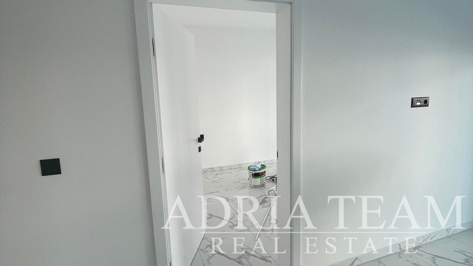 LUXURY TWO BEDROOM APARTMENTS, 100 m FROM THE SEA, BIBINJE - ZADAR