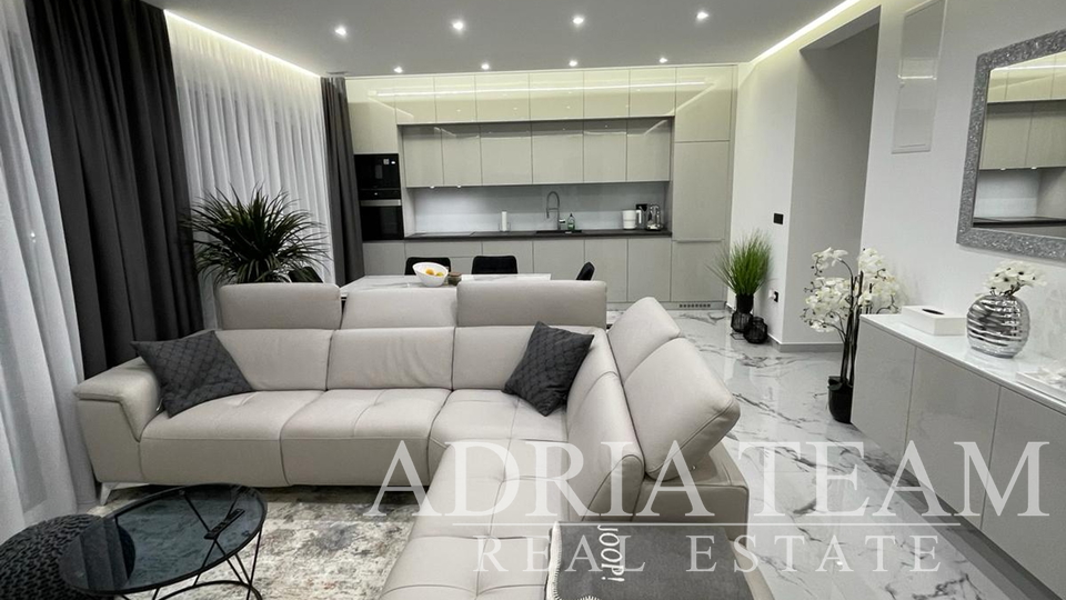 LUXURY TWO BEDROOM APARTMENTS, 100 m FROM THE SEA, BIBINJE - ZADAR