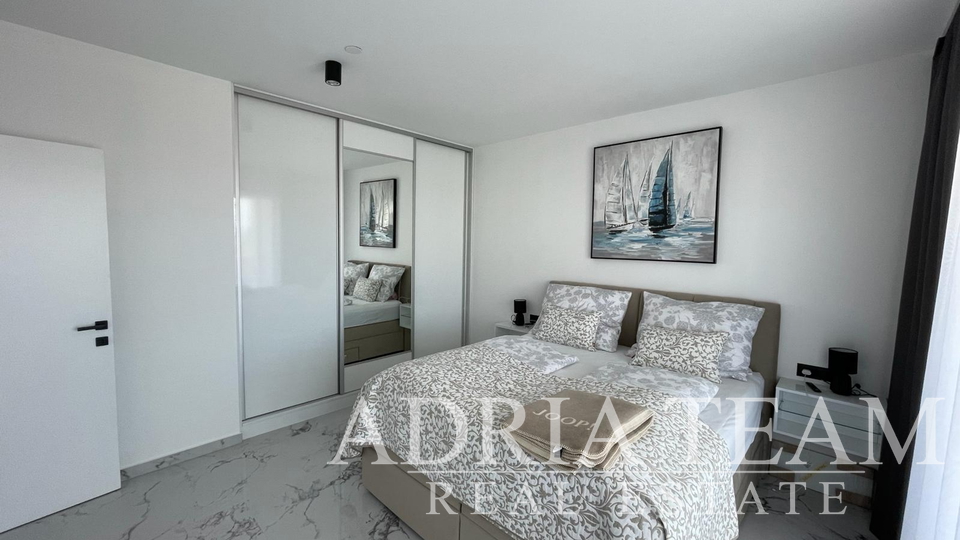 LUXURY TWO BEDROOM APARTMENTS, 100 m FROM THE SEA, BIBINJE - ZADAR