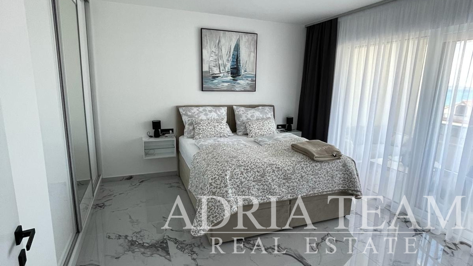 LUXURY TWO BEDROOM APARTMENTS, 100 m FROM THE SEA, BIBINJE - ZADAR