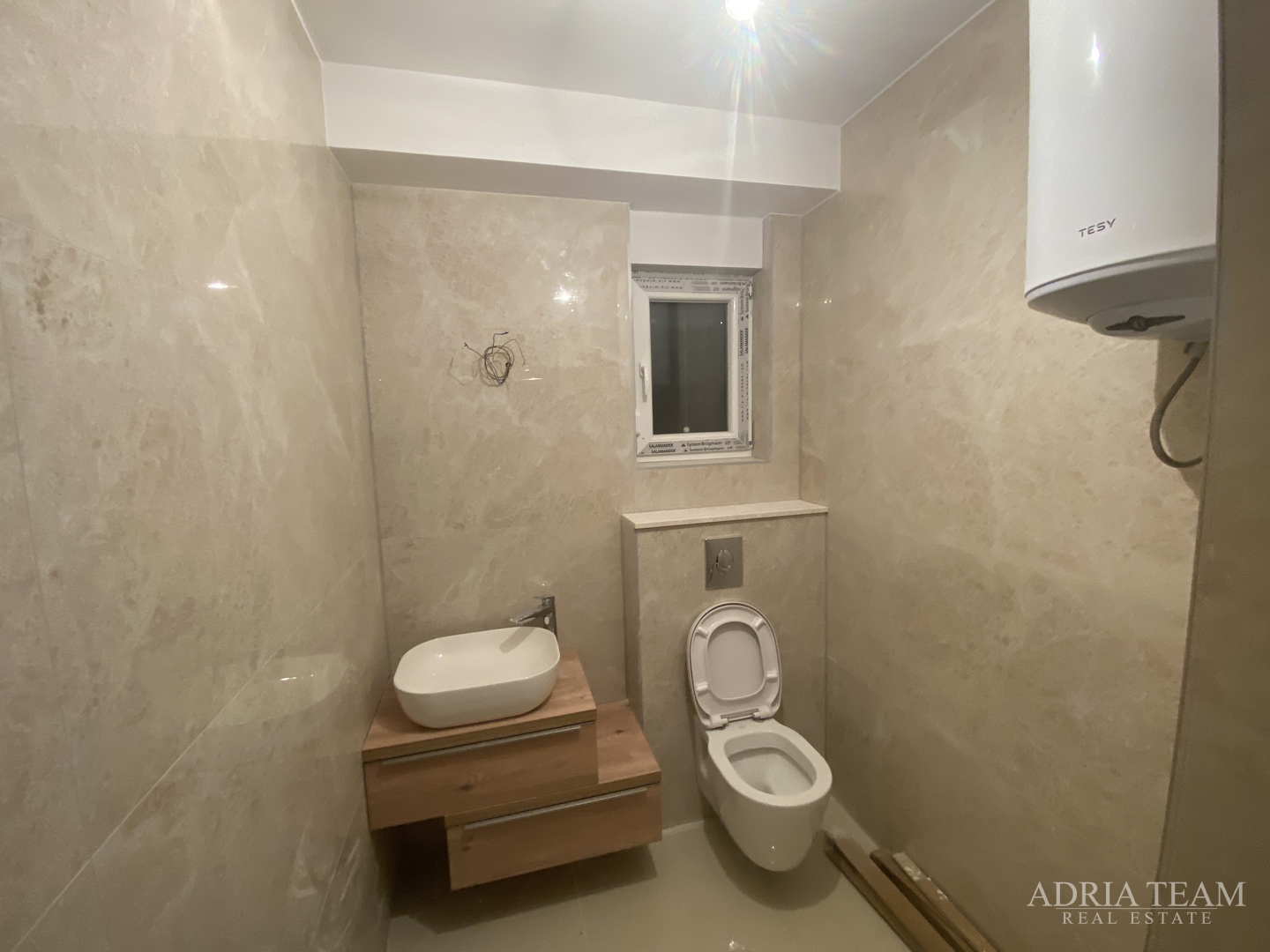 TOWNHOUSES WITH GARDENS, 200 M FROM THE BEACH!!! PRIME LOCATION!! PAG - NOVALJA