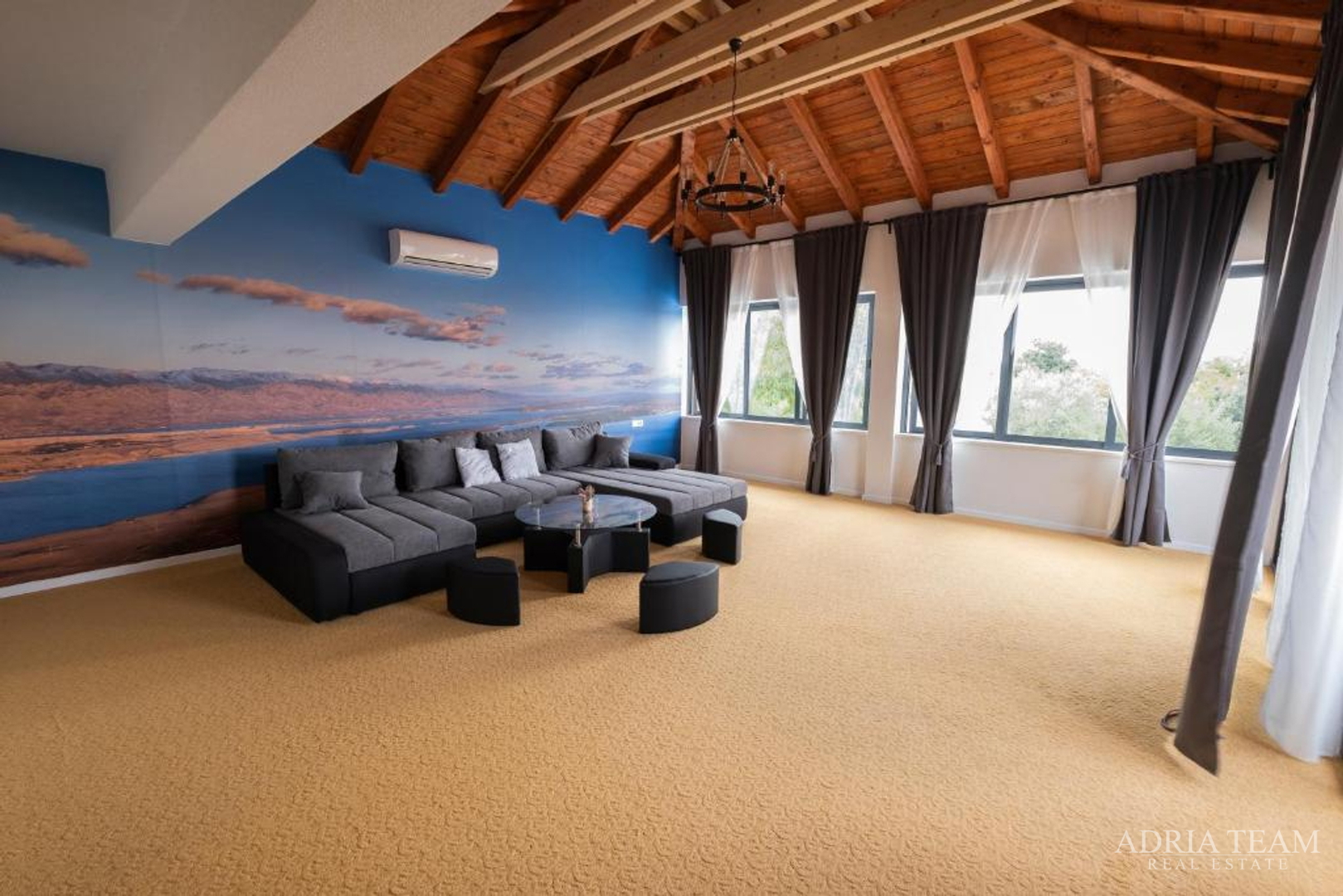 LUXURY VILLA WITH A POOL AND YARD, 750 m FROM THE SEA, VIR - ZADAR