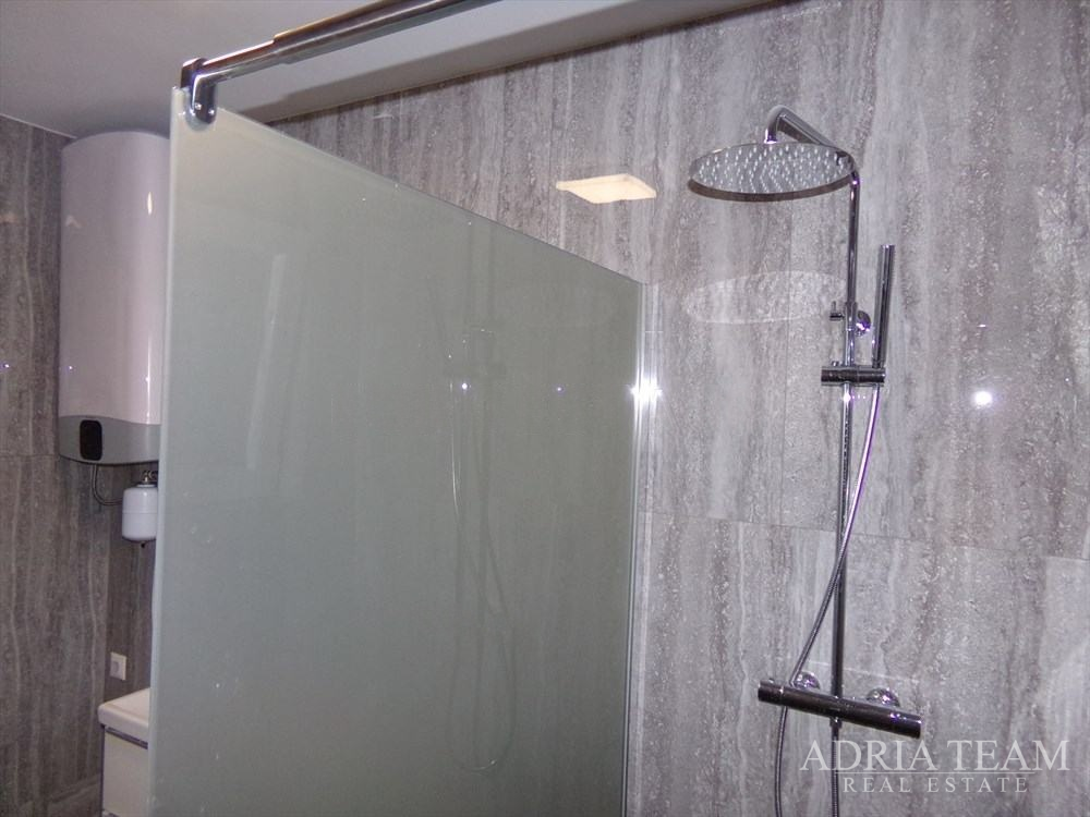 APARTMANI U NOVOGRADNJI - PAG, ŠIMUNI