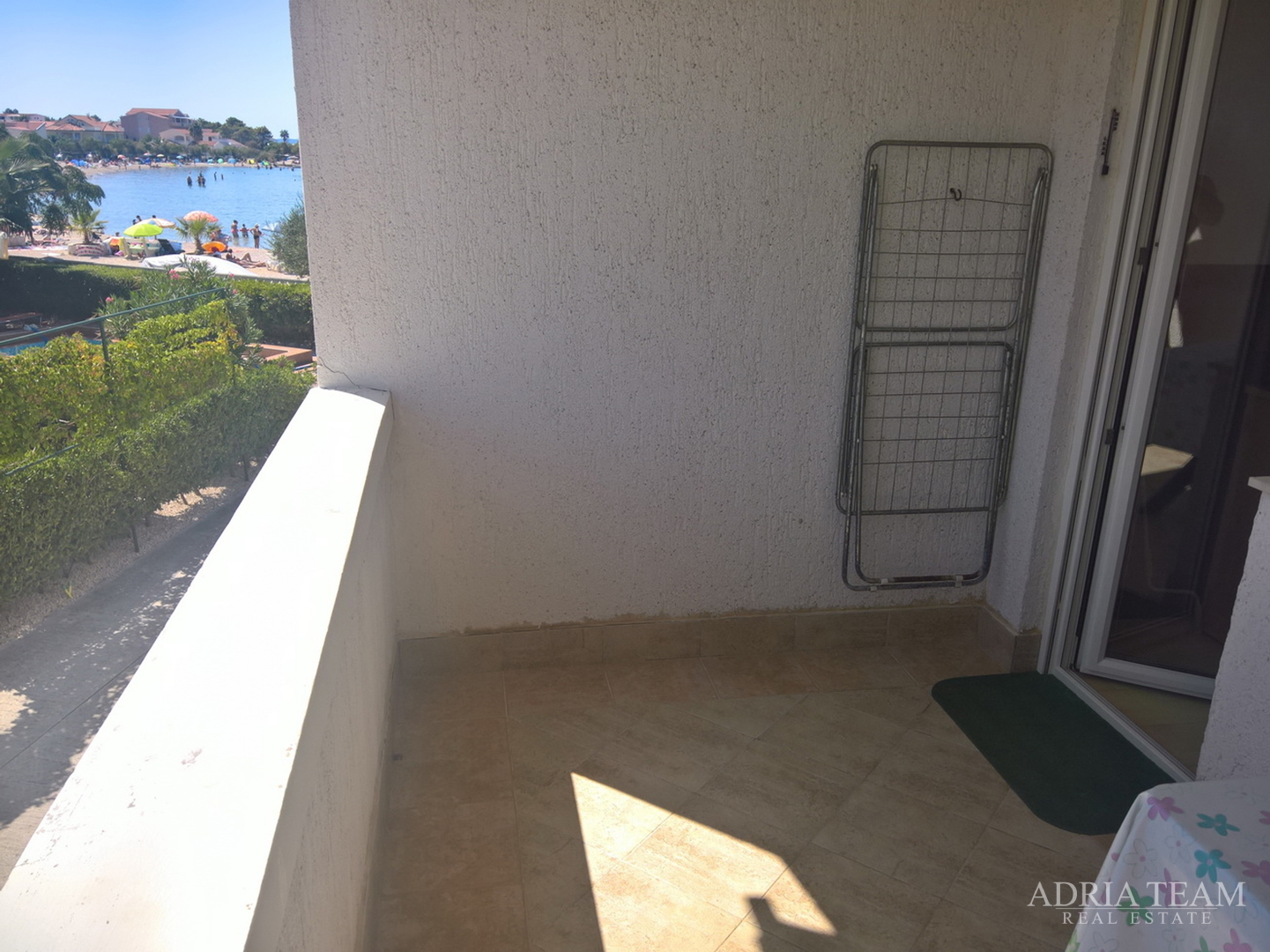 APARTMANI PRVI RED DO MORA, VIR - ZADAR