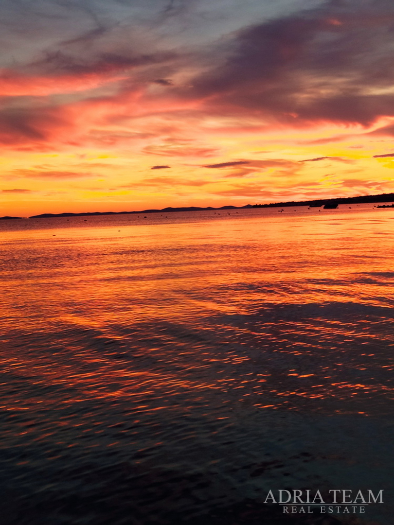 APARTMANI PRVI RED DO MORA, VIR - ZADAR
