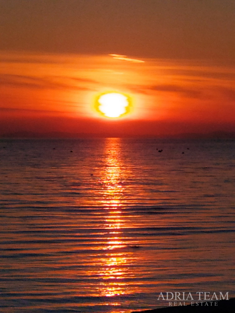APARTMANI PRVI RED DO MORA, VIR - ZADAR