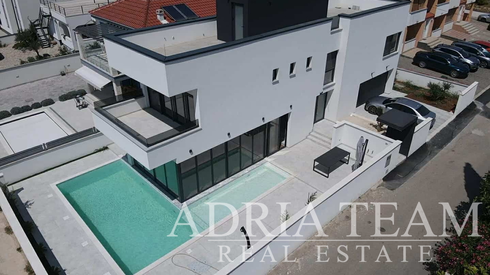 VILLA, NEW BUILDING, 205 M FROM THE SEA - VRSI, MULO