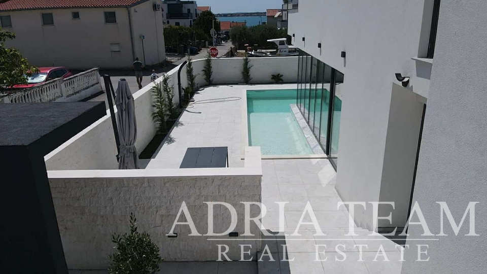 VILLA, NEW BUILDING, 205 M FROM THE SEA - VRSI, MULO