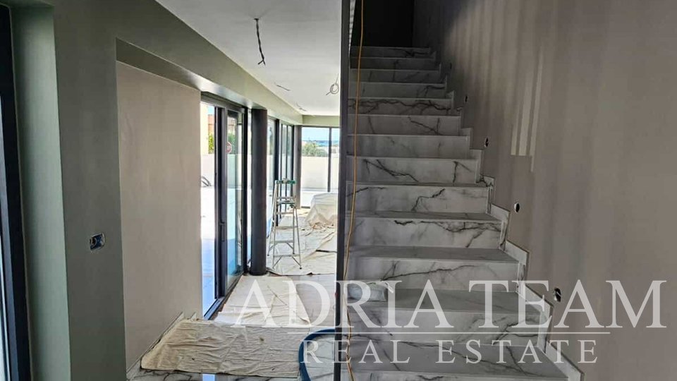 VILLA, NEW BUILDING, 205 M FROM THE SEA - VRSI, MULO