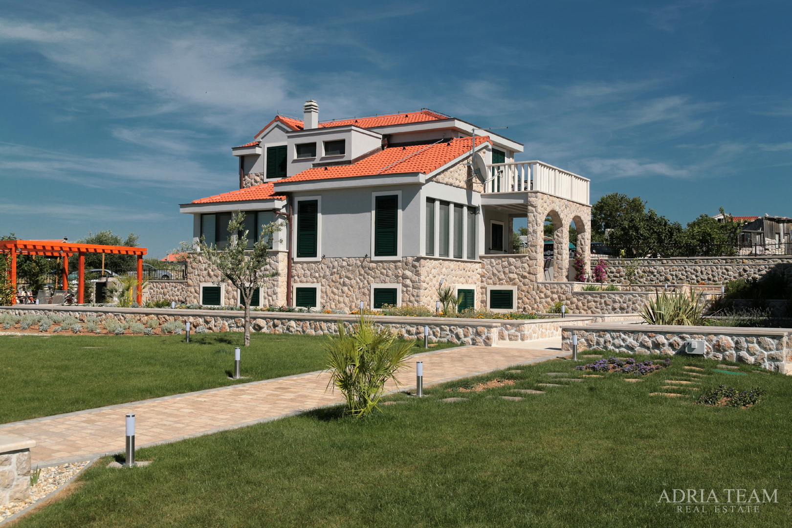 LUXURY VILLAS 2in1!! 100 M AWAY FROM THE MARINA - BETINA, MURTER