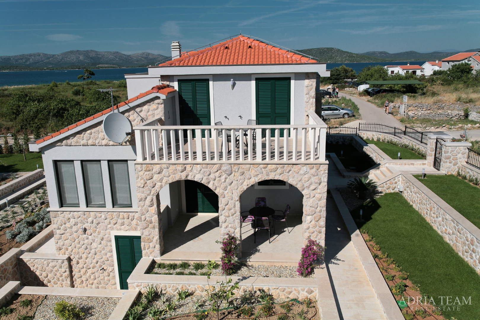 LUXURY VILLAS 2in1!! 100 M AWAY FROM THE MARINA - BETINA, MURTER