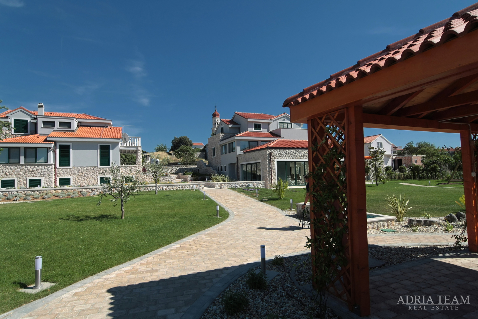 LUXURY VILLAS 2in1!! 100 M AWAY FROM THE MARINA - BETINA, MURTER