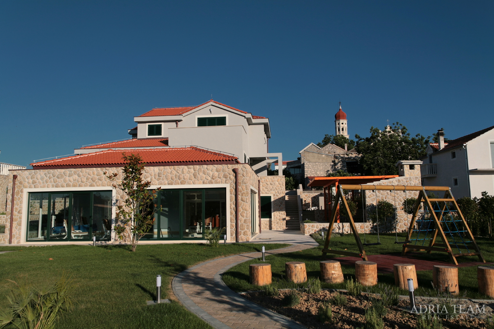 LUXURY VILLAS 2in1!! 100 M AWAY FROM THE MARINA - BETINA, MURTER