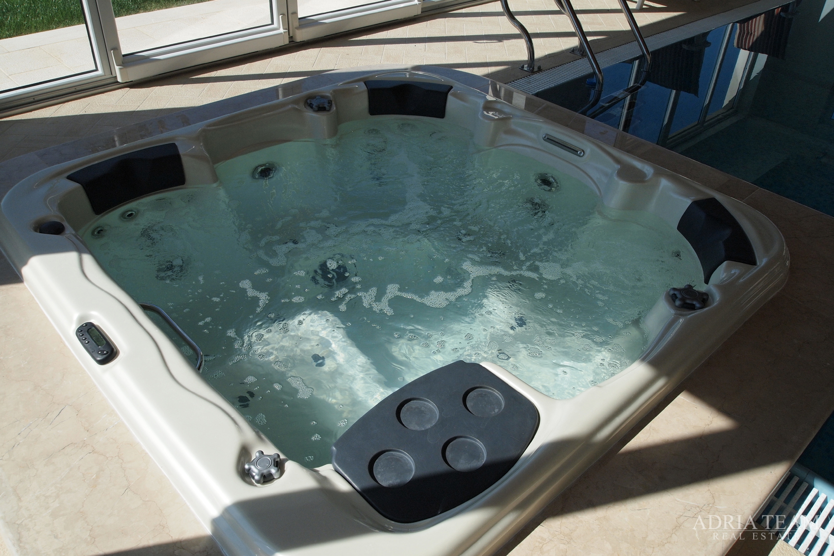 LUXURY VILLAS 2in1!! 100 M AWAY FROM THE MARINA - BETINA, MURTER