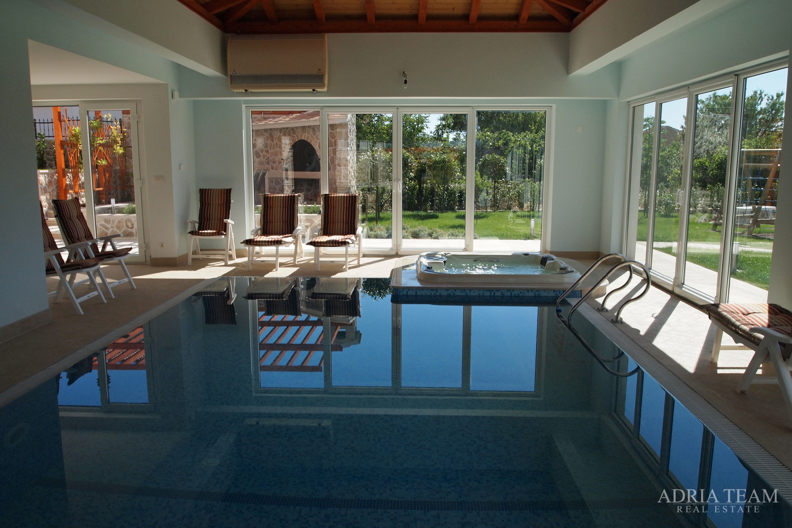 LUXURY VILLAS 2in1!! 100 M AWAY FROM THE MARINA - BETINA, MURTER