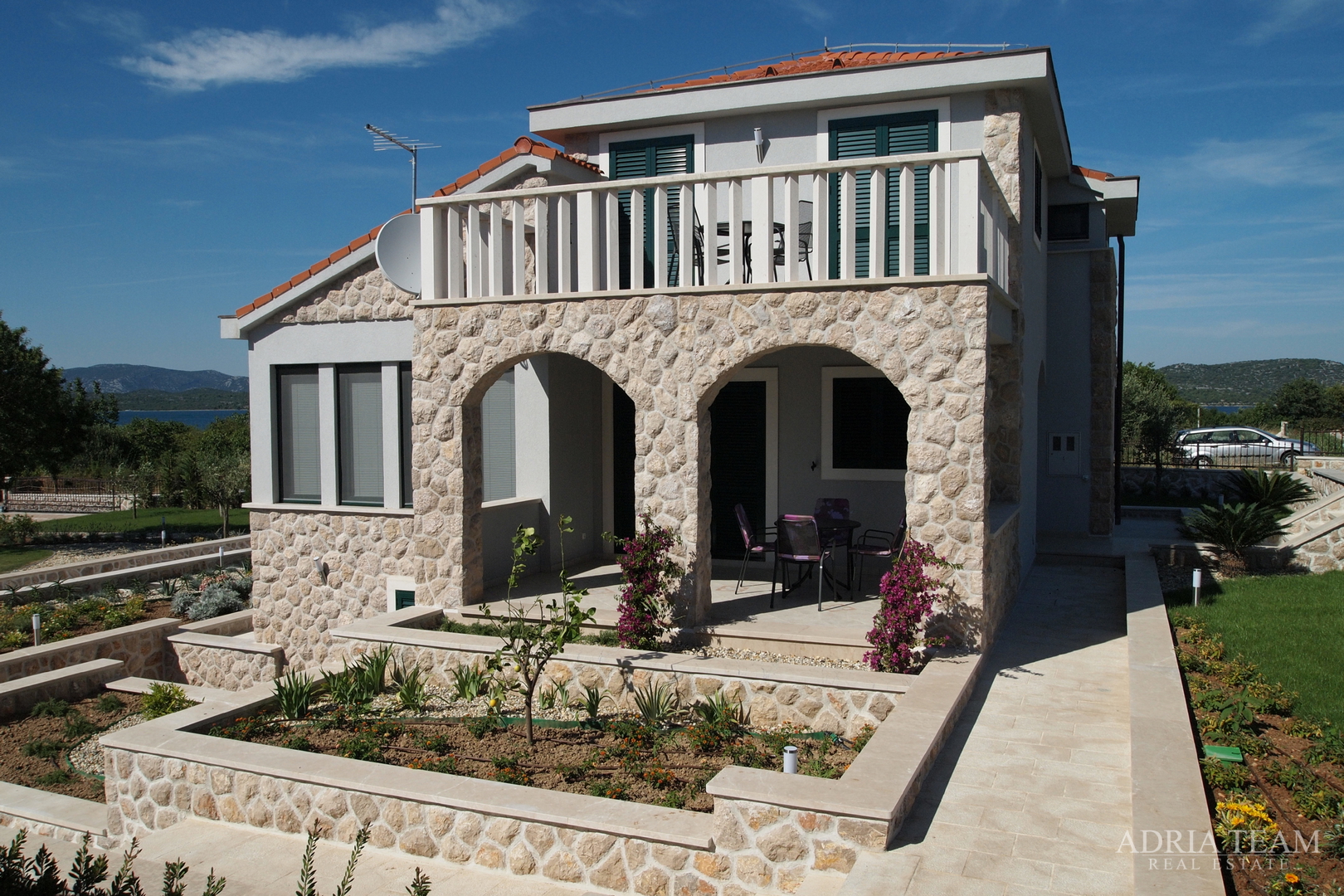 LUXURY VILLAS 2in1!! 100 M AWAY FROM THE MARINA - BETINA, MURTER