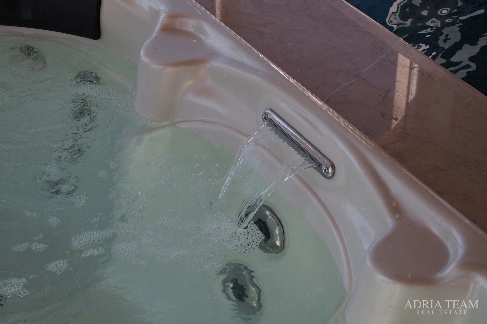 LUXURY VILLAS 2in1!! 100 M AWAY FROM THE MARINA - BETINA, MURTER