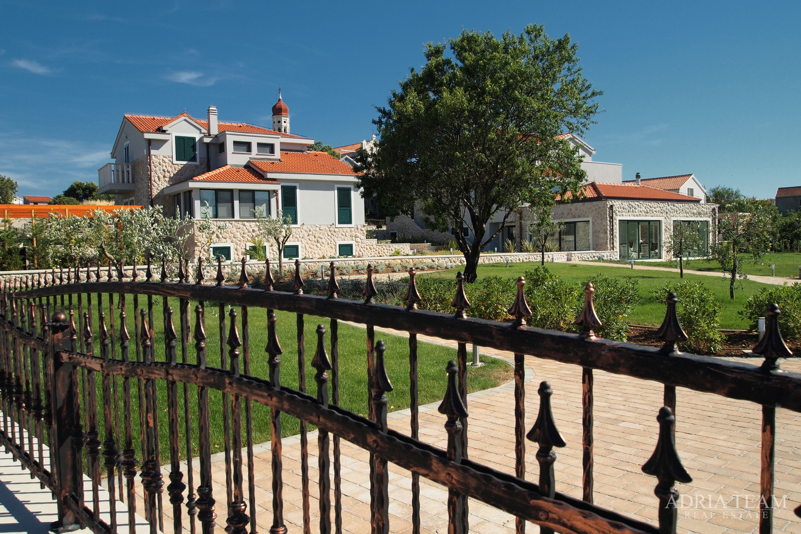 LUXURY VILLAS 2in1!! 100 M AWAY FROM THE MARINA - BETINA, MURTER