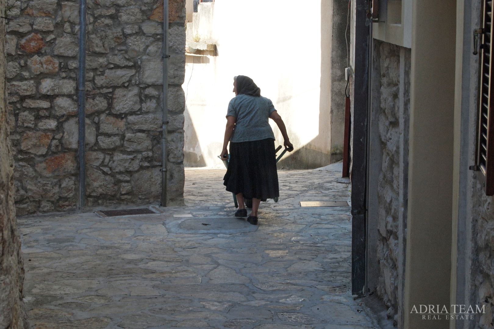 LUXURY VILLAS 2in1!! 100 M AWAY FROM THE MARINA - BETINA, MURTER