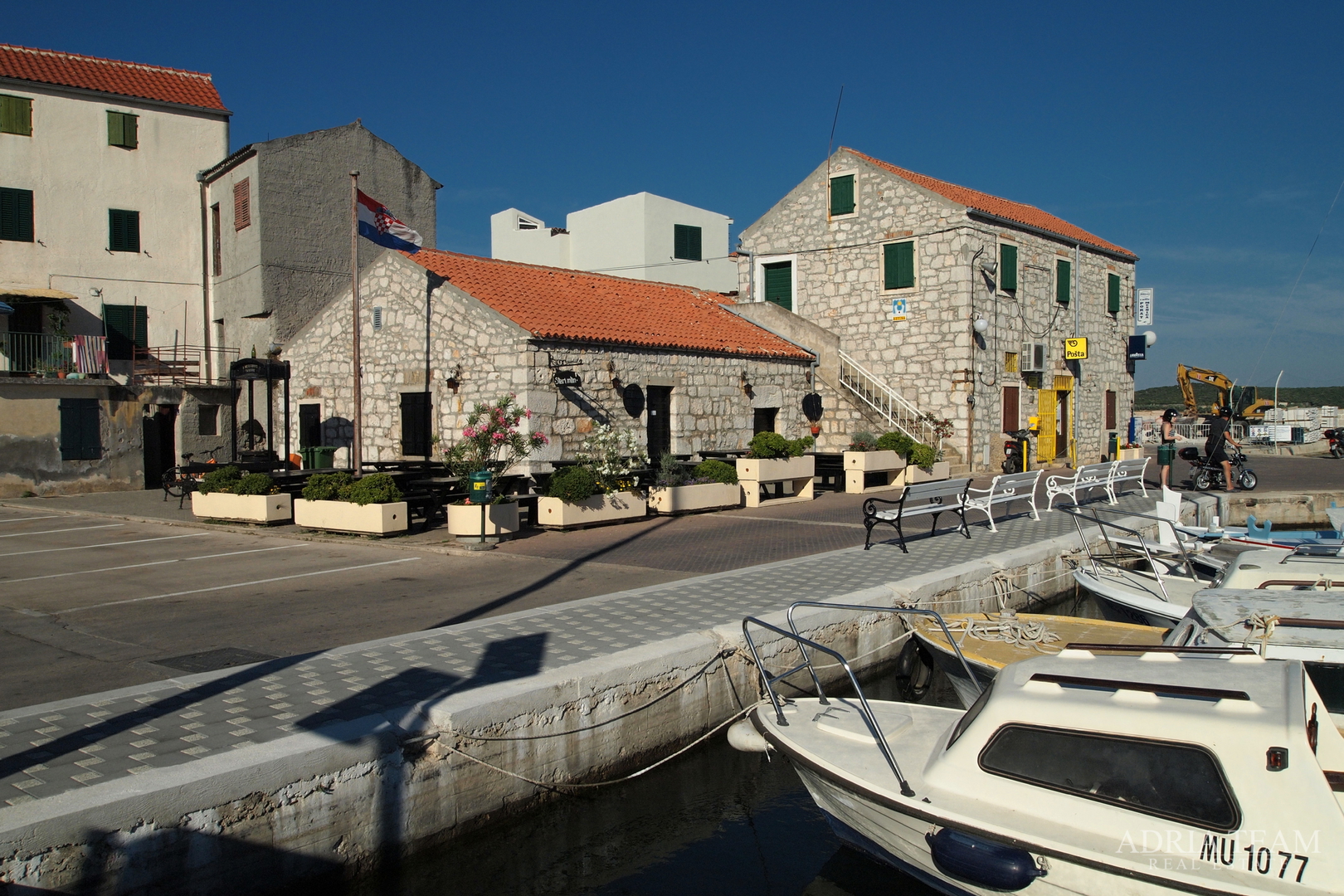 LUXURY VILLAS 2in1!! 100 M AWAY FROM THE MARINA - BETINA, MURTER