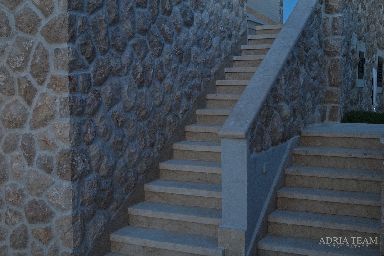 LUXURY VILLAS 2in1!! 100 M AWAY FROM THE MARINA - BETINA, MURTER