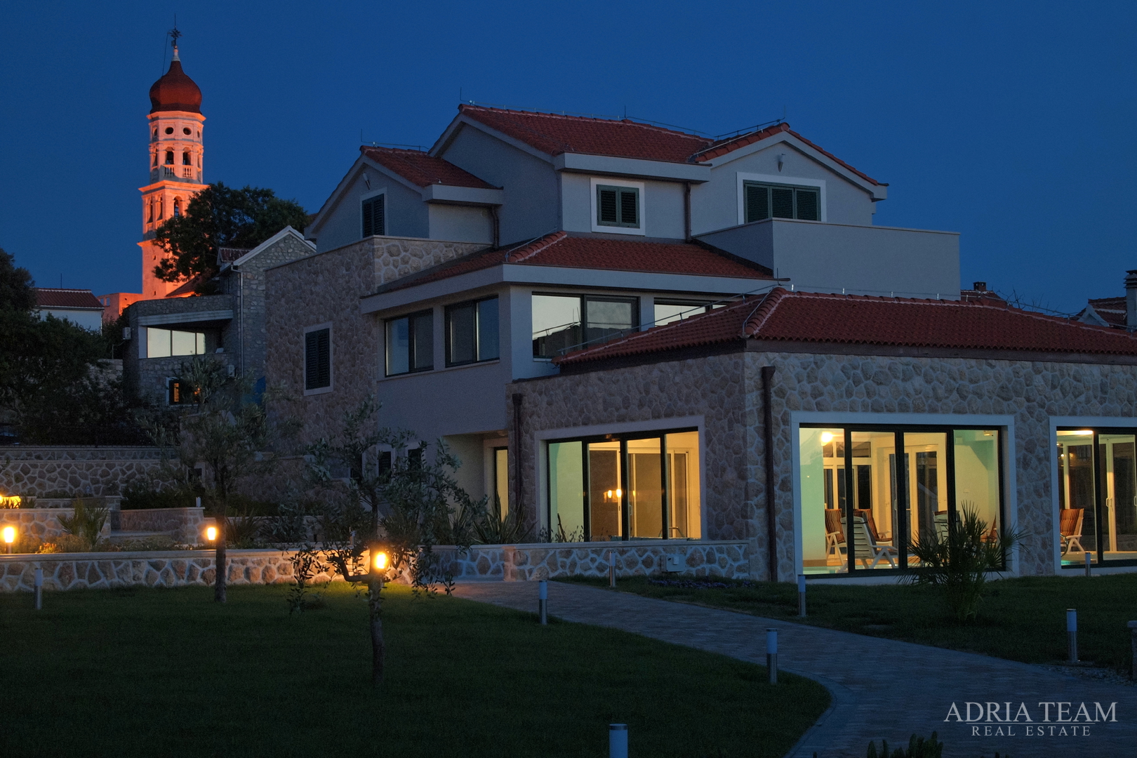 LUXURY VILLAS 2in1!! 100 M AWAY FROM THE MARINA - BETINA, MURTER