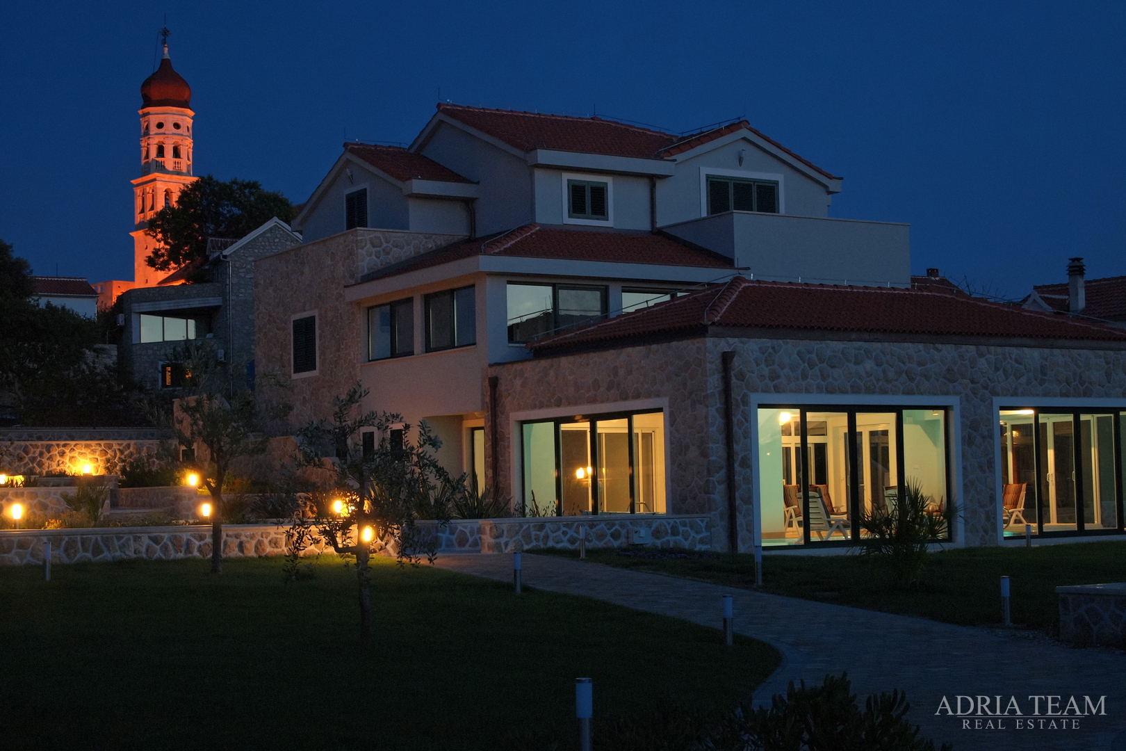 LUXURY VILLAS 2in1!! 100 M AWAY FROM THE MARINA - BETINA, MURTER