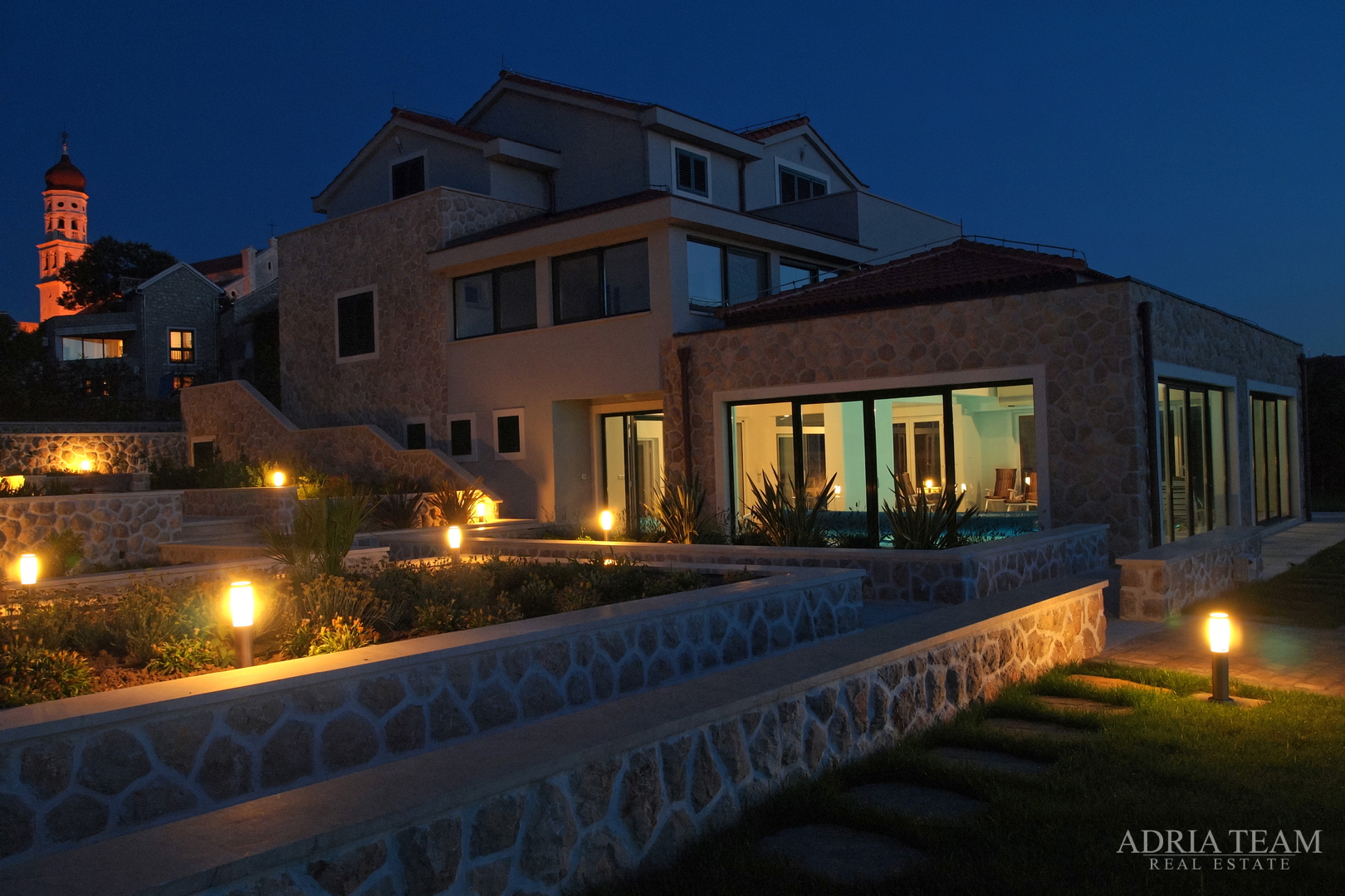 LUXURY VILLAS 2in1!! 100 M AWAY FROM THE MARINA - BETINA, MURTER
