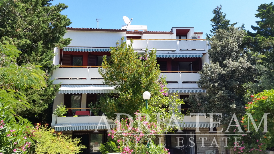 APARTMENT HOUSE 100 m FROM THE SEA, EXCELLENT LOCATION - NOVALJA, PAG