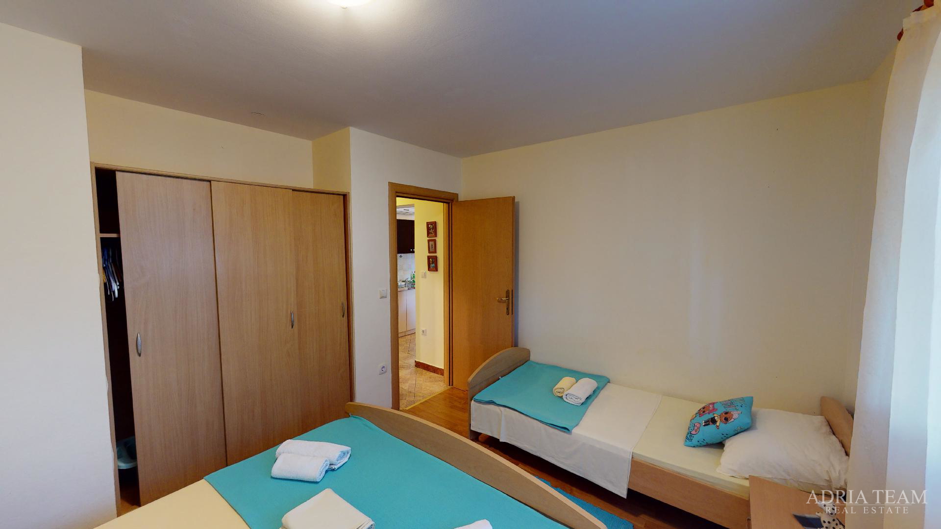 HOTEL S KONOBOM I KROVNOM TERASOM, 1. RED DO MORA - SUKOŠAN