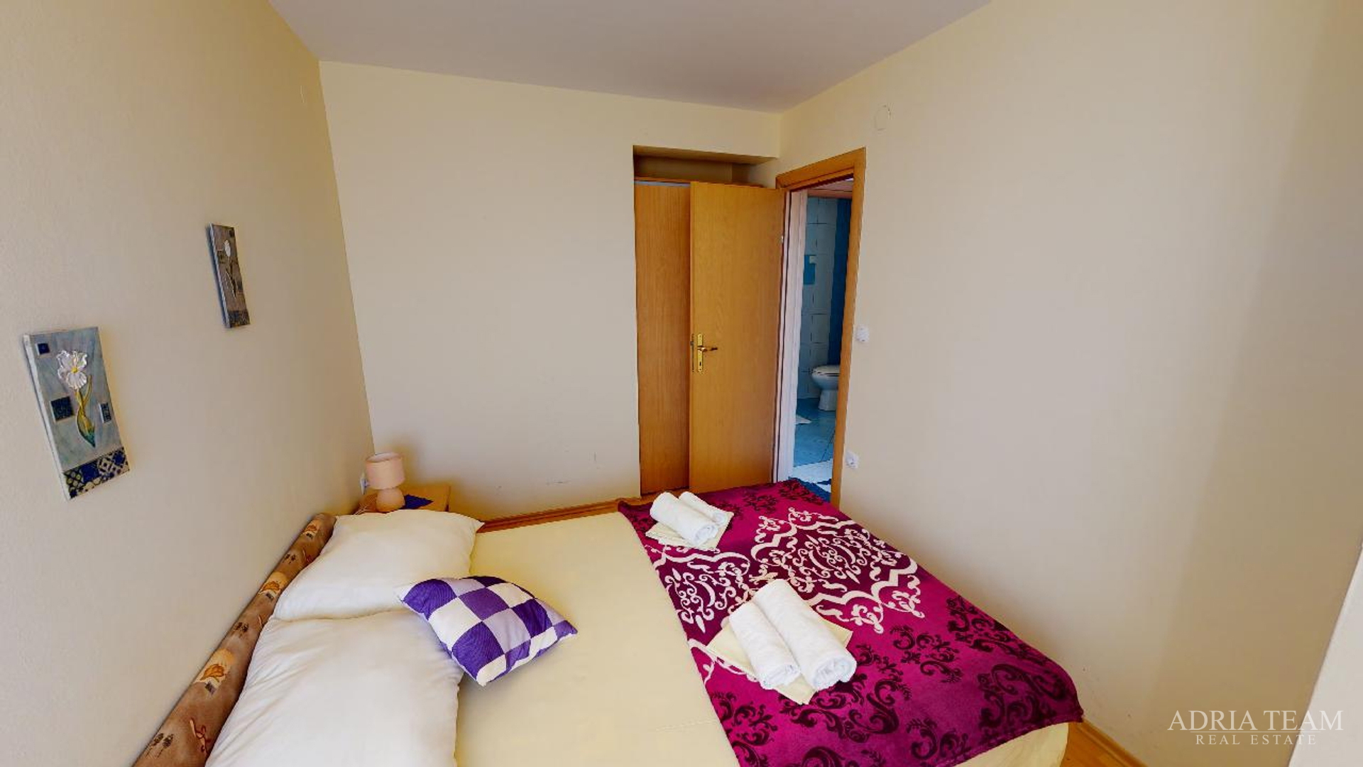 HOTEL S KONOBOM I KROVNOM TERASOM, 1. RED DO MORA - SUKOŠAN