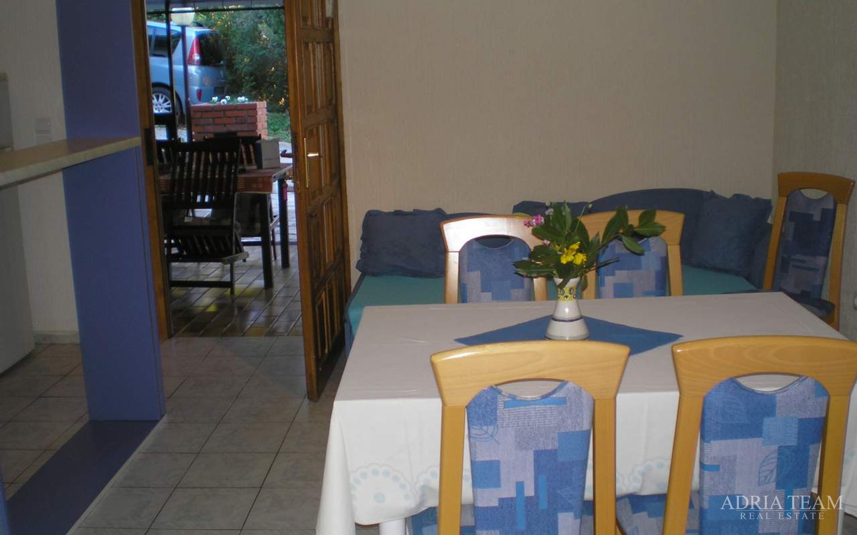 HOTEL 50 m OD MORA - POSEDARJE