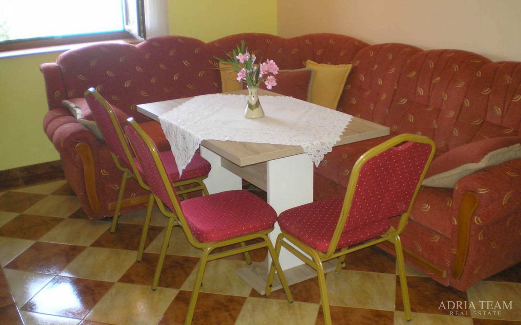 HOTEL 50 m OD MORA - POSEDARJE