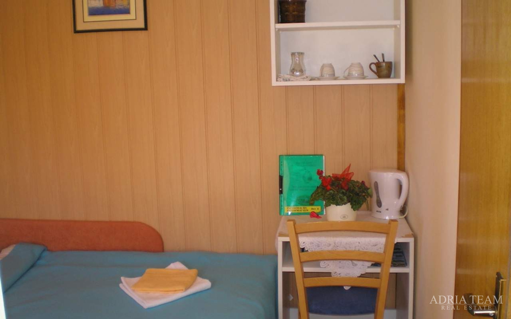 HOTEL 50 m OD MORA - POSEDARJE