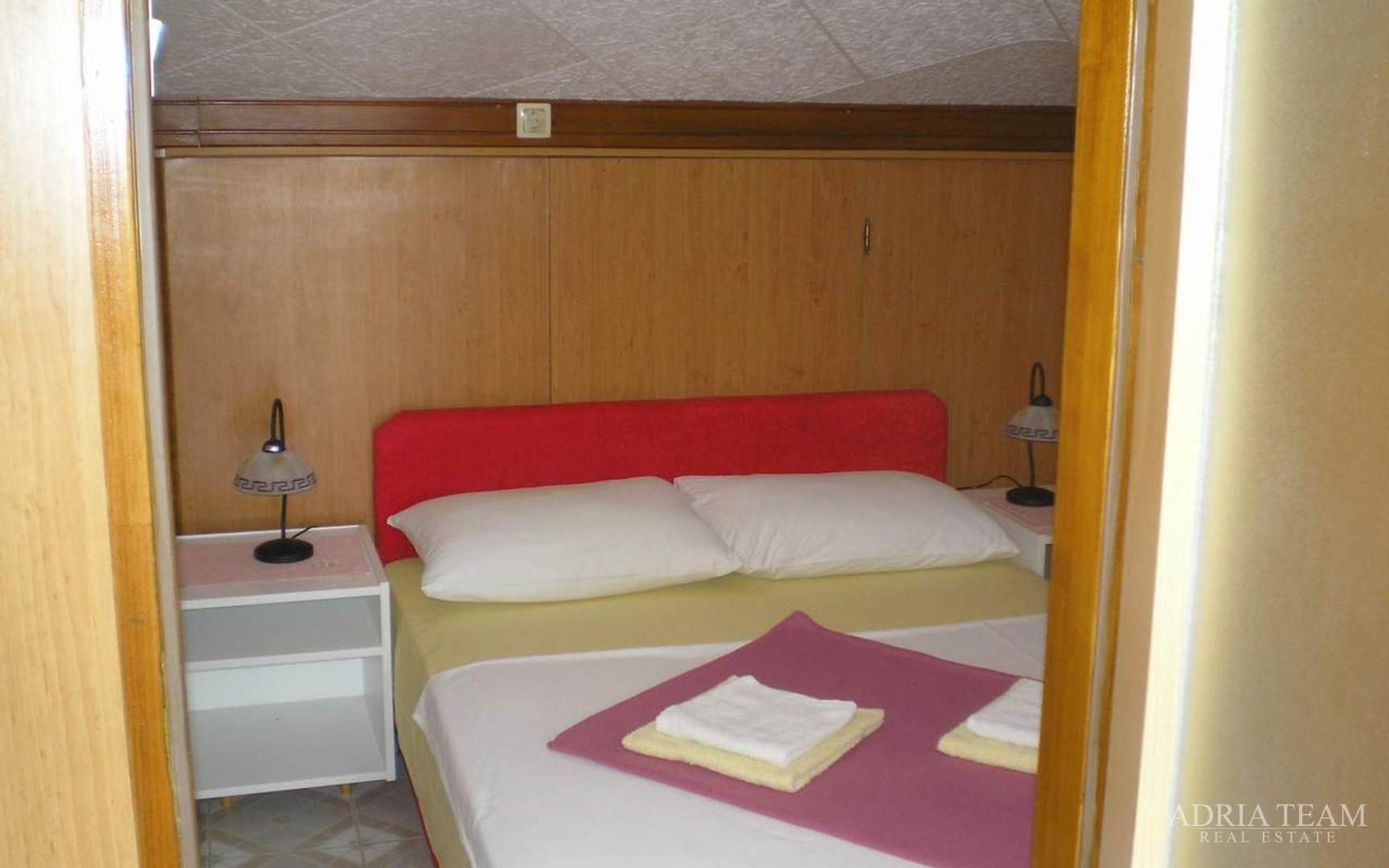 HOTEL 50 m OD MORA - POSEDARJE