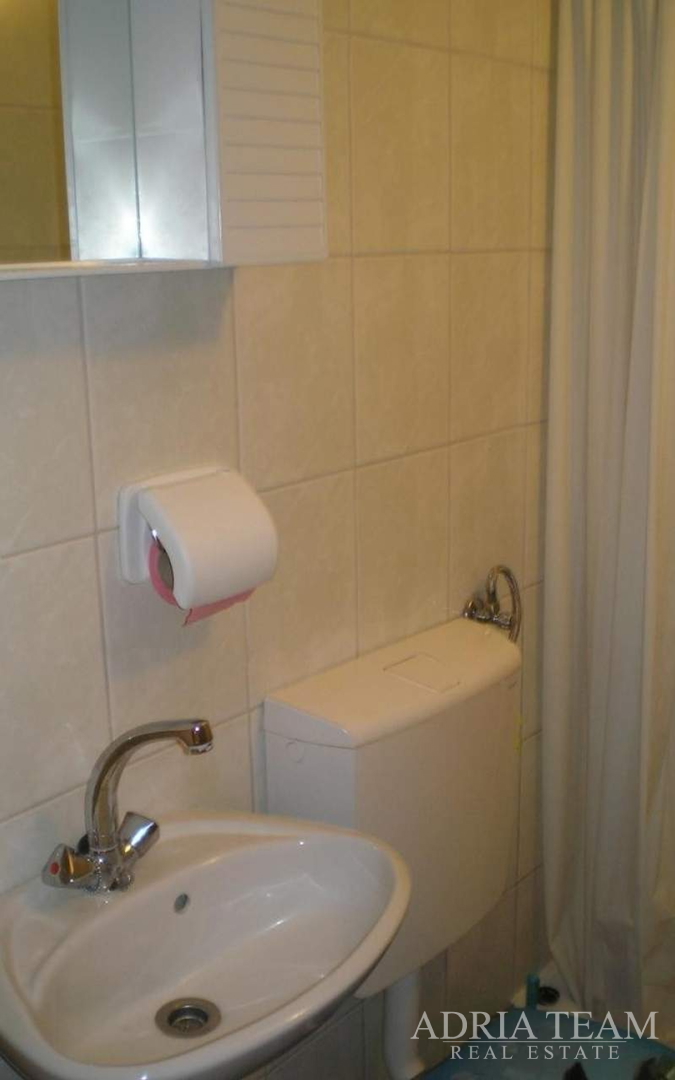 HOTEL 50 m OD MORA - POSEDARJE