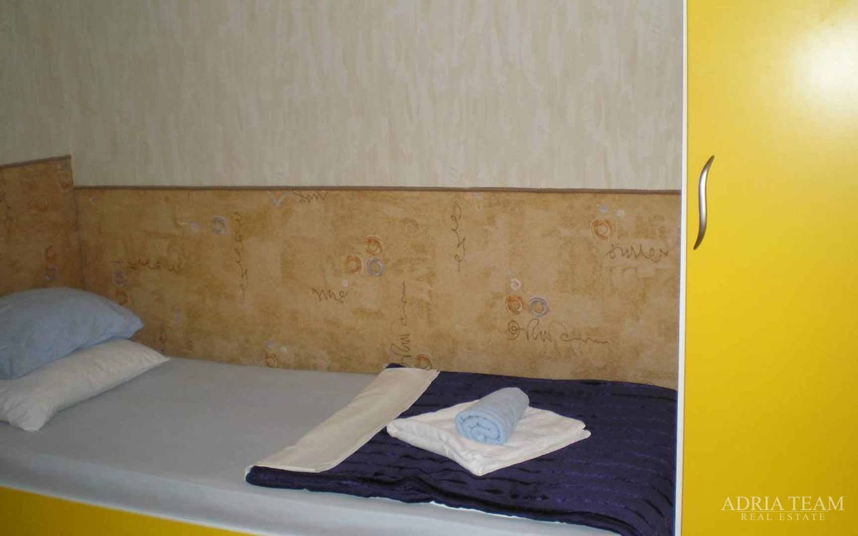 HOTEL 50 m OD MORA - POSEDARJE