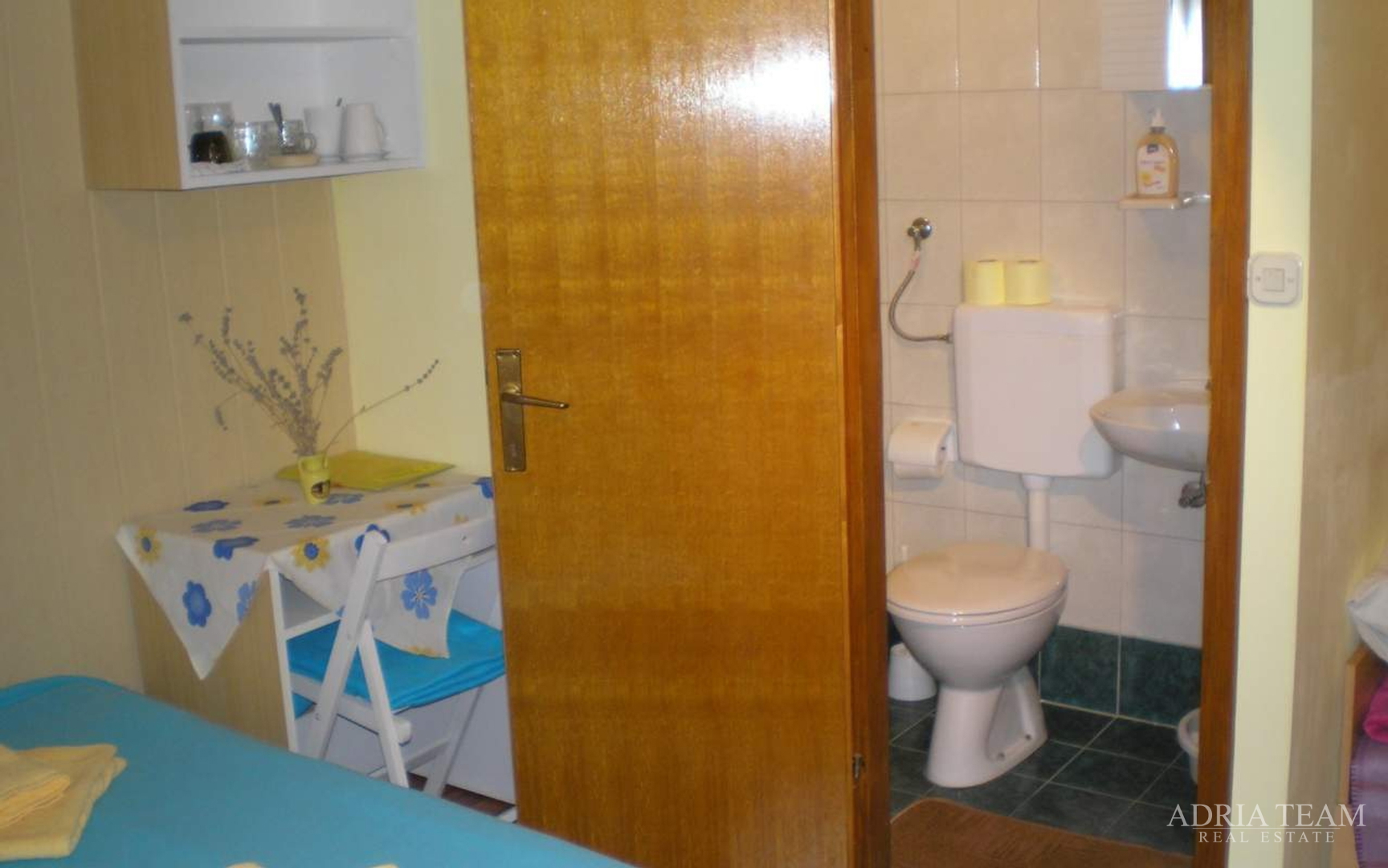 HOTEL 50 m OD MORA - POSEDARJE