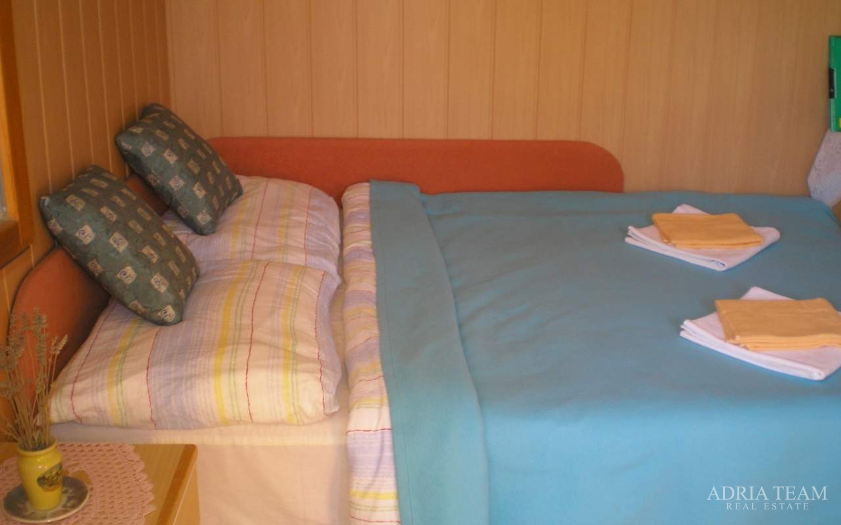 HOTEL 50 m OD MORA - POSEDARJE