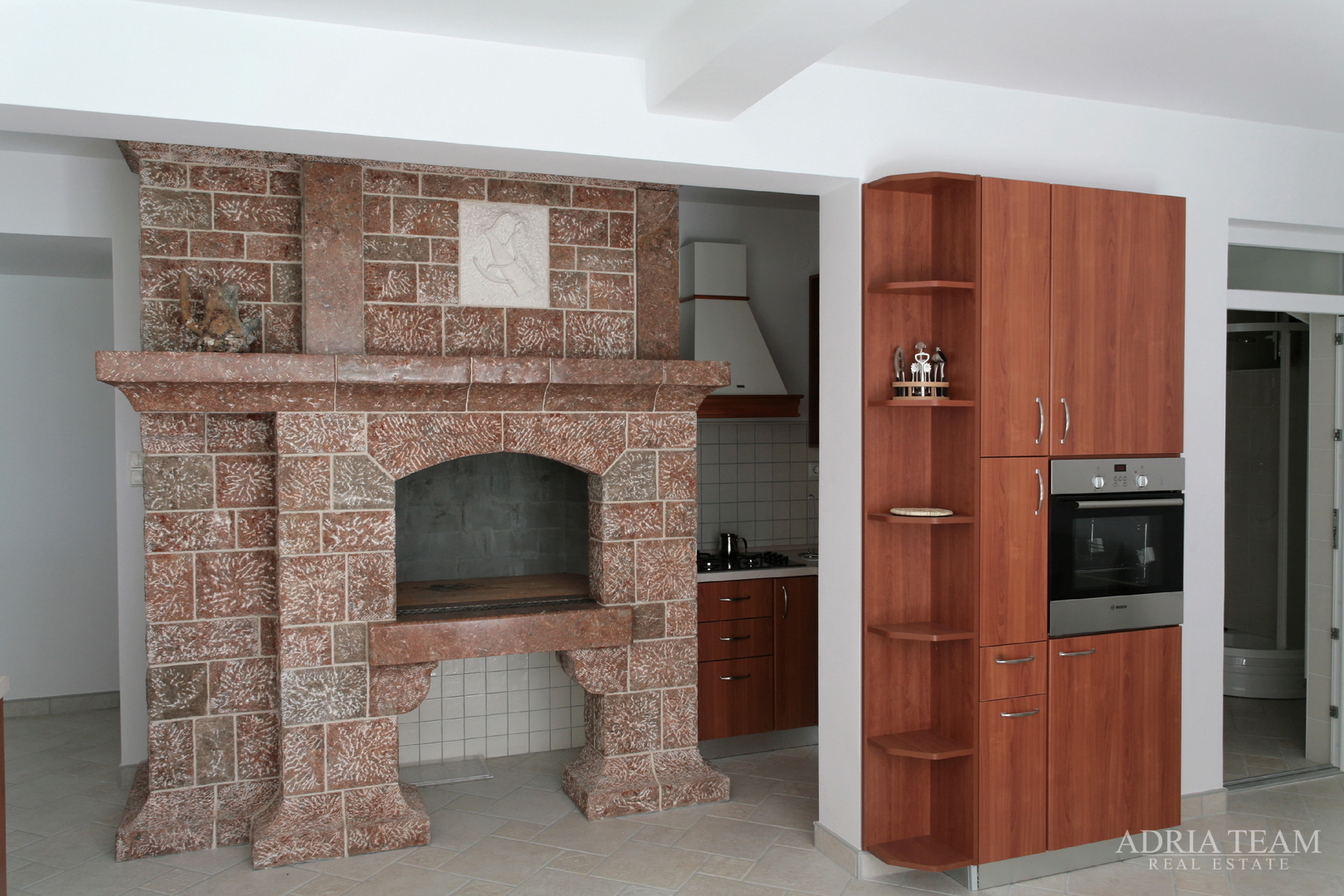 LUKSUZNA VILA 100 m OD MARINE - BETINA, MURTER