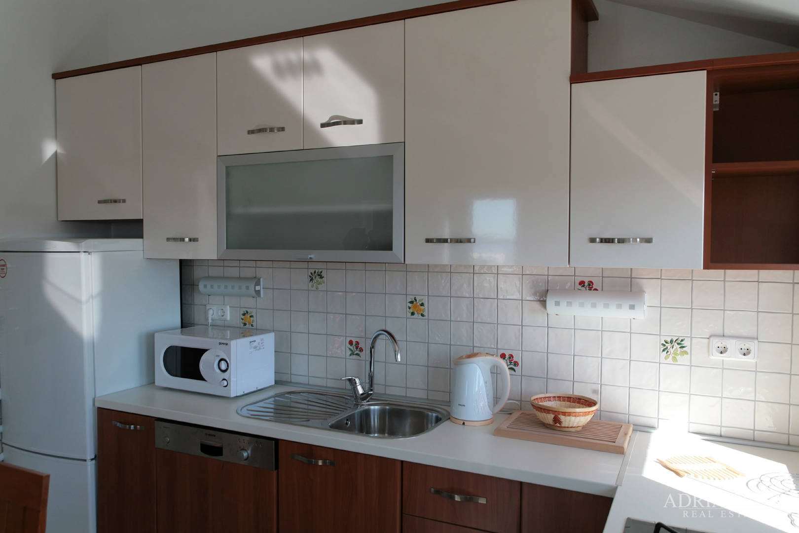 LUKSUZNA VILA 100 m OD MARINE - BETINA, MURTER