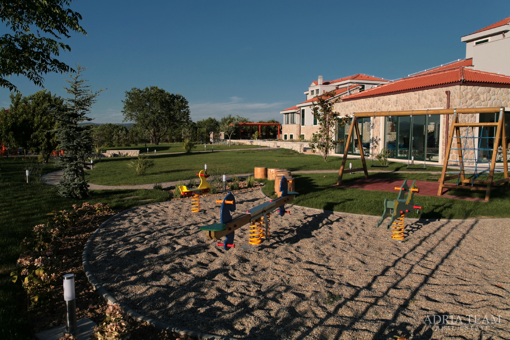 LUKSUZNA VILA 100 m OD MARINE - BETINA, MURTER