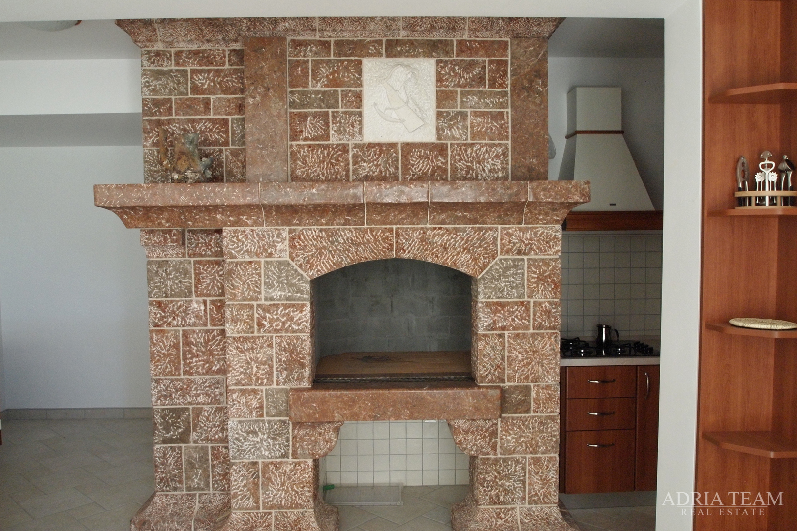 LUKSUZNA VILA 100 m OD MARINE - BETINA, MURTER