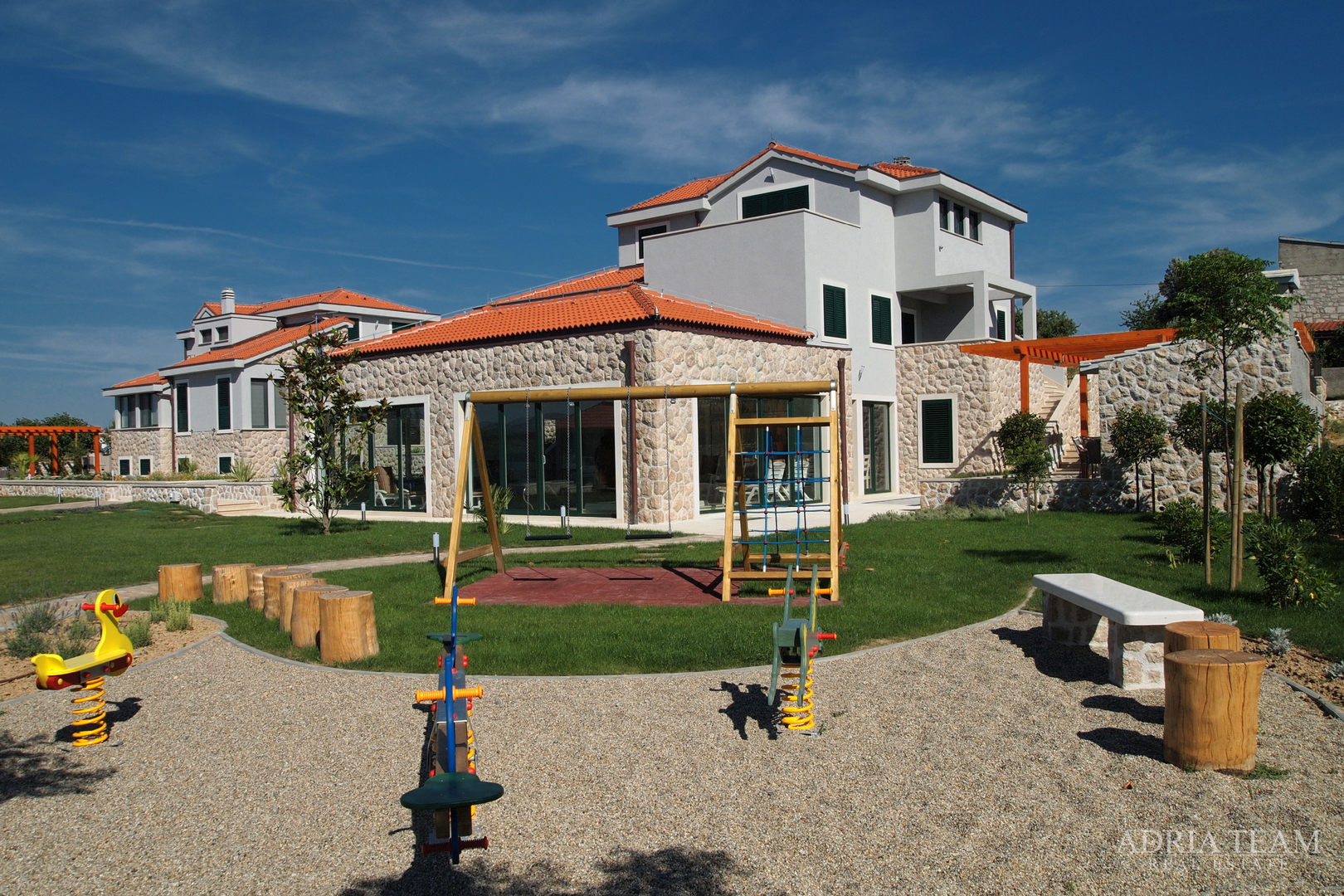 LUKSUZNA VILA 100 m OD MARINE - BETINA, MURTER