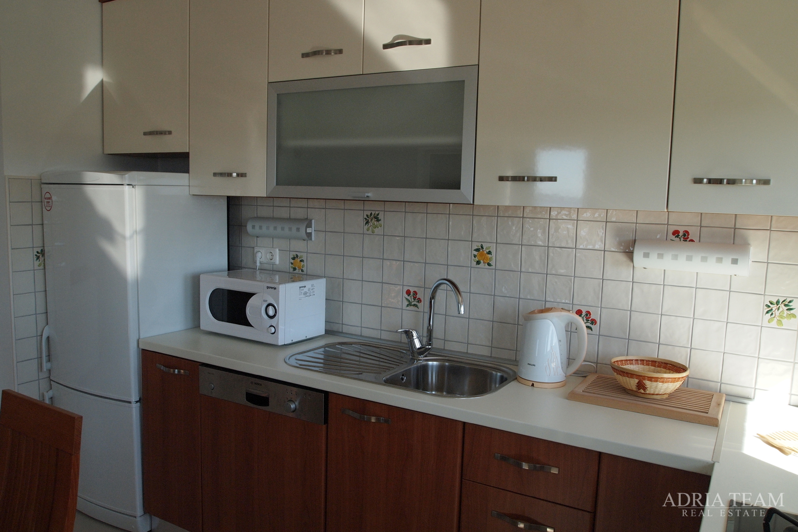 LUKSUZNA VILA 100 m OD MARINE - BETINA, MURTER