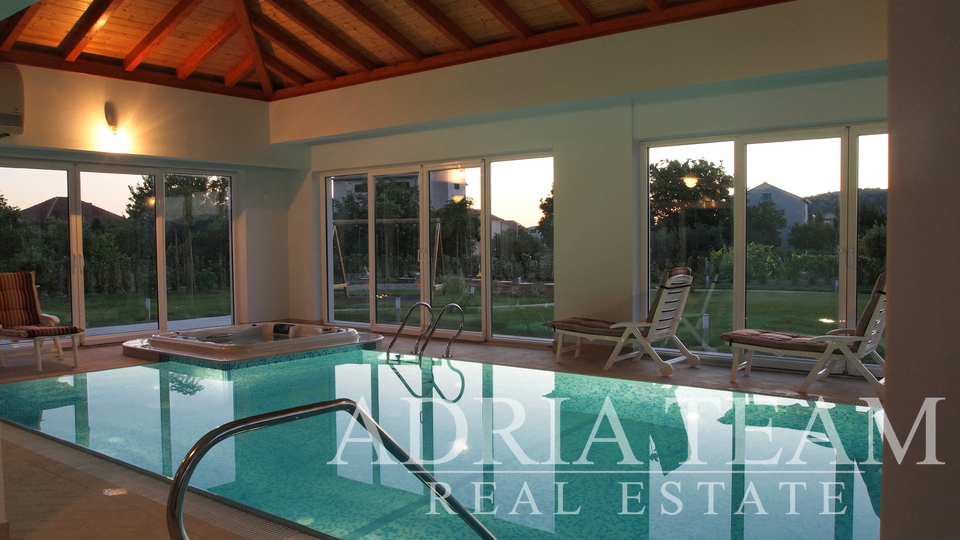 LUXURY VILLA 100 m FROM MARINA - BETINA, MURTER