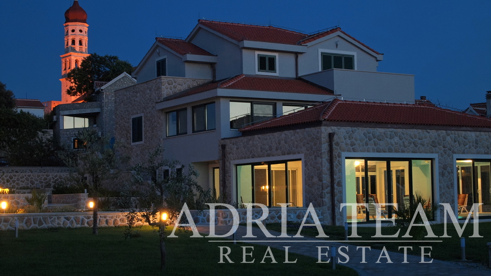 LUXURY VILLA 100 m FROM MARINA - BETINA, MURTER