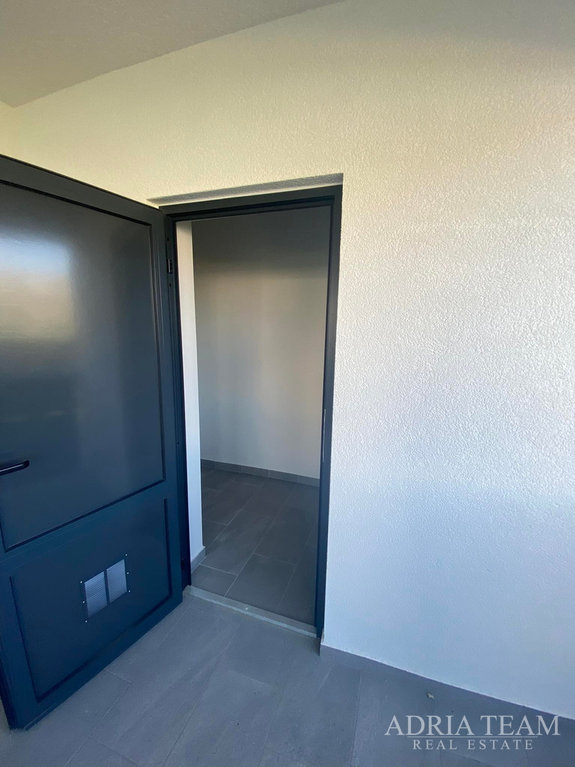 APARTMANI U NOVOGRADNJI S POGLEDOM NA MORE, MIRNA I TIHA POZICIJA!! PAG