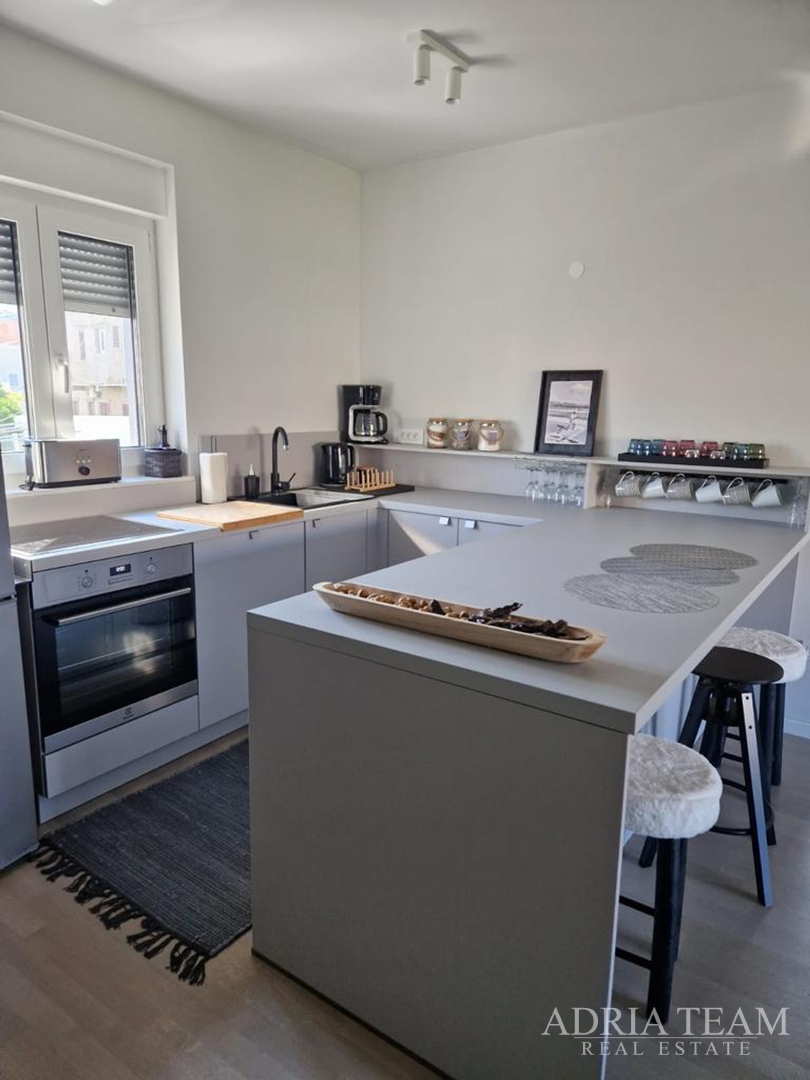 APARTMANI U NOVOGRADNJI S POGLEDOM NA MORE, MIRNA I TIHA POZICIJA!! PAG