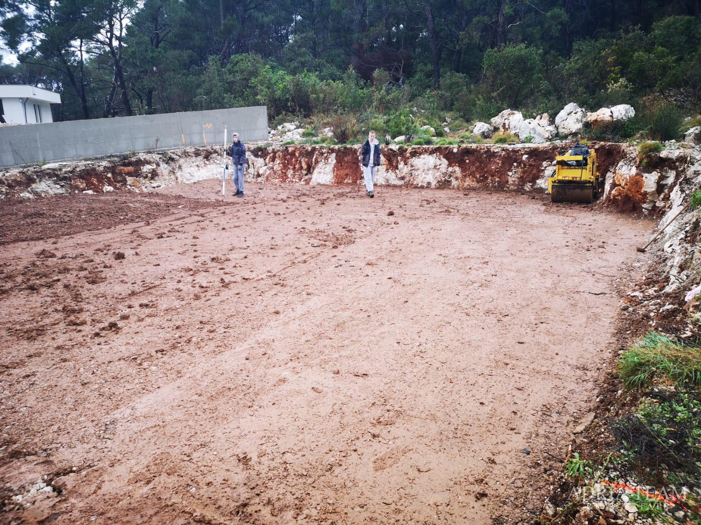 FENOMENALE GELEGENHEIT AN TOP-LAGE!! KOMPLEX AUS DREI OBJEKTEN, 10 M VOM MEER, HVAR - SUĆURAJ